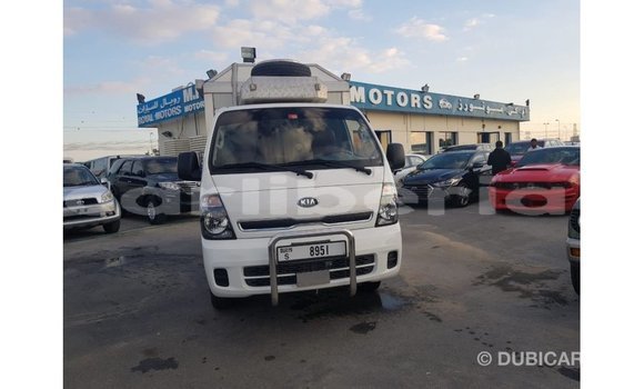 Buy Import Kia Carens White Car in Import - Dubai in Bomi County Buy Import Kia Carens White Car in Import - Dubai in Bomi County