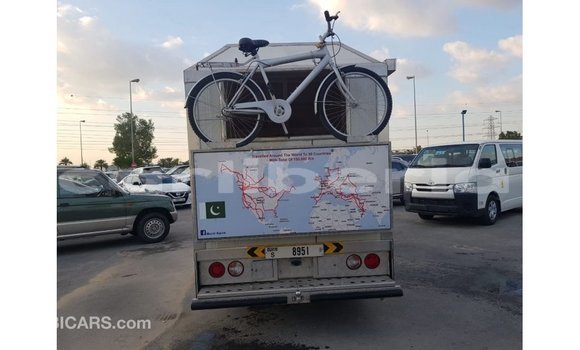 Buy Import Kia Carens White Car in Import - Dubai in Bomi County Buy Import Kia Carens White Car in Import - Dubai in Bomi County