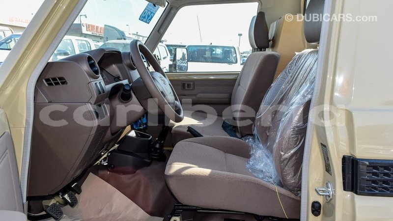 Big with watermark toyota land cruiser bomi county import dubai 2276