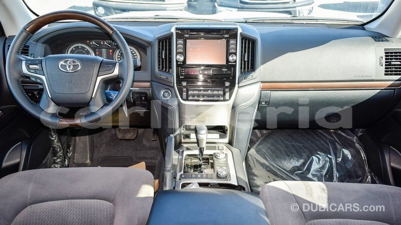 Big with watermark toyota land cruiser bomi county import dubai 2277