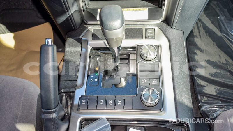 Big with watermark toyota land cruiser bomi county import dubai 2277