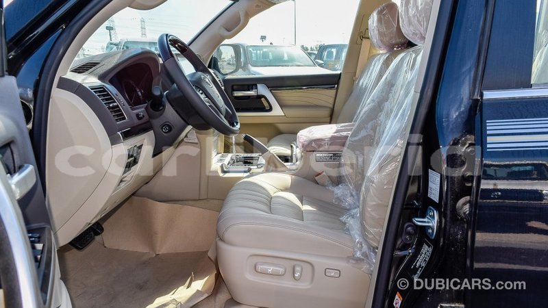 Big with watermark toyota land cruiser bomi county import dubai 2278