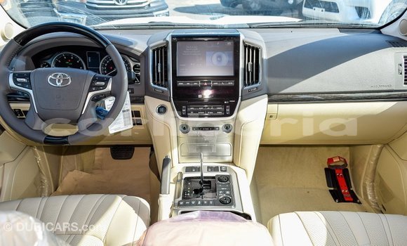Acheter Import Voiture Toyota Land Cruiser Noir à Import - Dubai, Comté de Bomi Acheter Import Voiture Toyota Land Cruiser Noir à Import - Dubai, Comté de Bomi