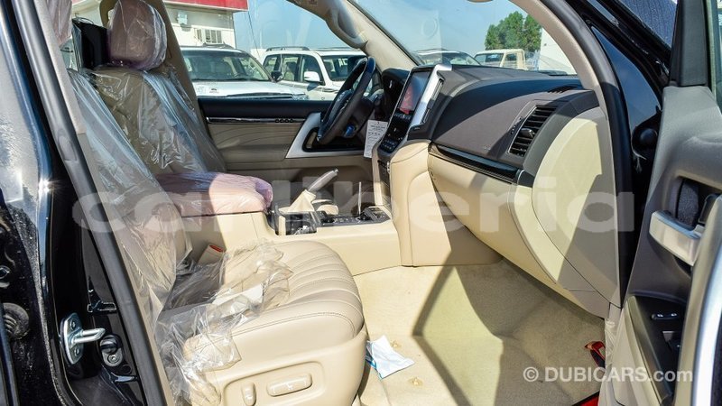 Big with watermark toyota land cruiser bomi county import dubai 2278