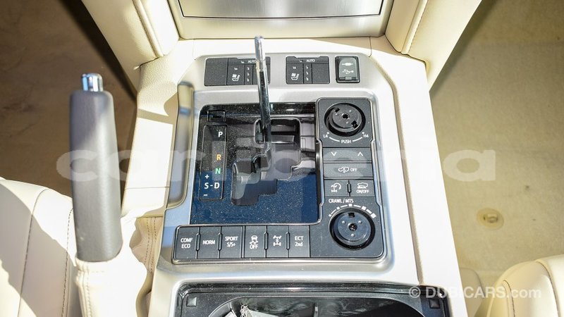 Big with watermark toyota land cruiser bomi county import dubai 2278