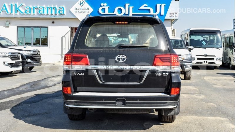 Big with watermark toyota land cruiser bomi county import dubai 2278