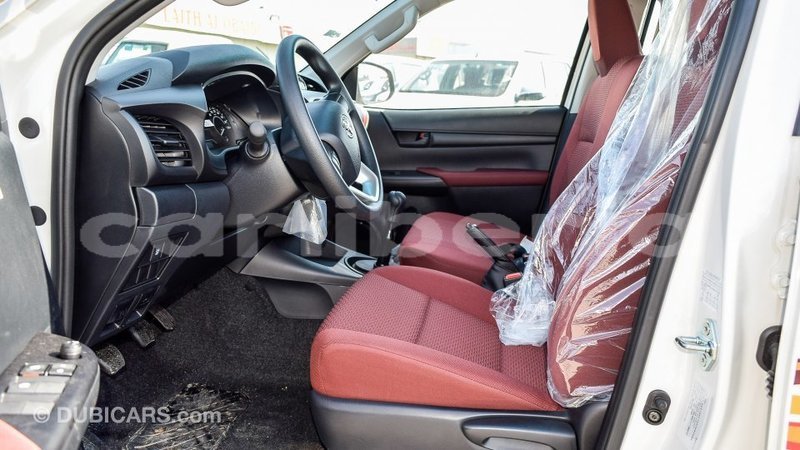 Big with watermark toyota hilux bomi county import dubai 2280