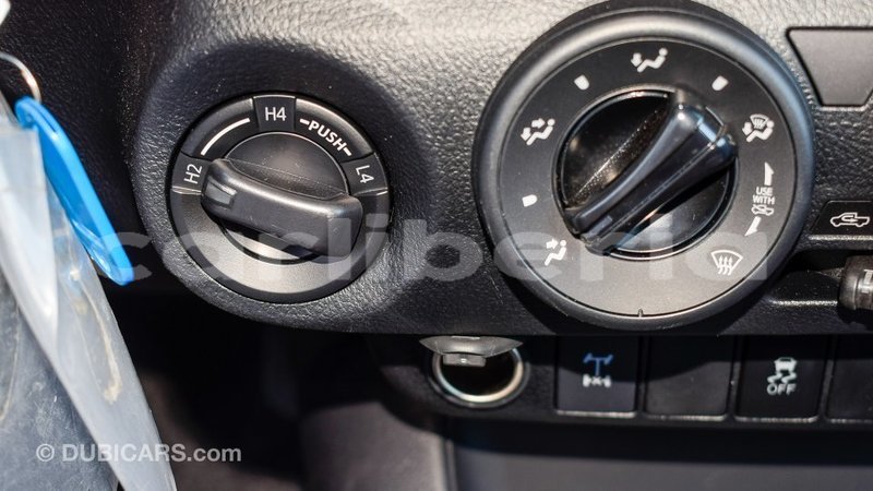 Big with watermark toyota hilux bomi county import dubai 2280