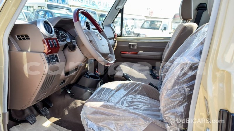 Big with watermark toyota land cruiser bomi county import dubai 2281
