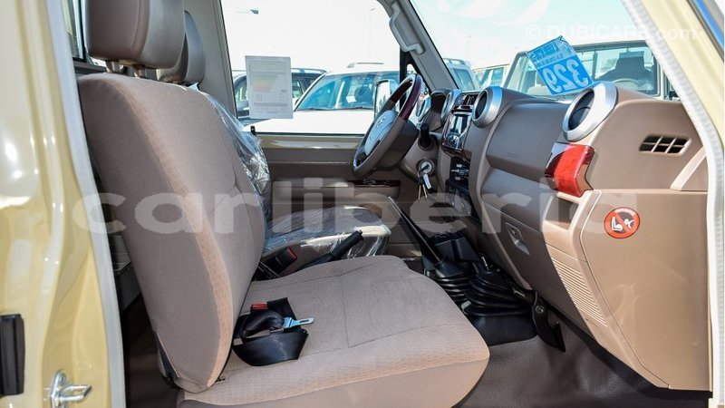 Big with watermark toyota land cruiser bomi county import dubai 2281