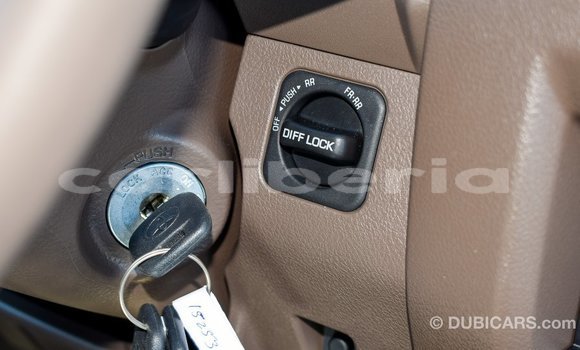 Acheter Import Voiture Toyota Land Cruiser Beige à Import - Dubai, Comté de Bomi Acheter Import Voiture Toyota Land Cruiser Beige à Import - Dubai, Comté de Bomi