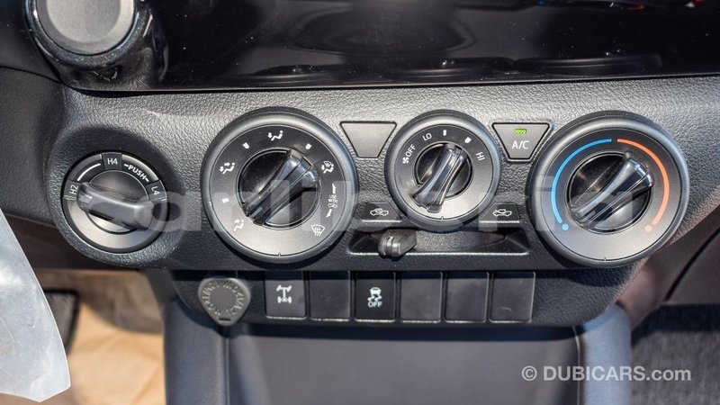 Big with watermark toyota hilux bomi county import dubai 2285