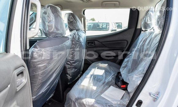 Acheter Import Voiture Mitsubishi L200 Blanc à Import - Dubai, Comté de Bomi Acheter Import Voiture Mitsubishi L200 Blanc à Import - Dubai, Comté de Bomi