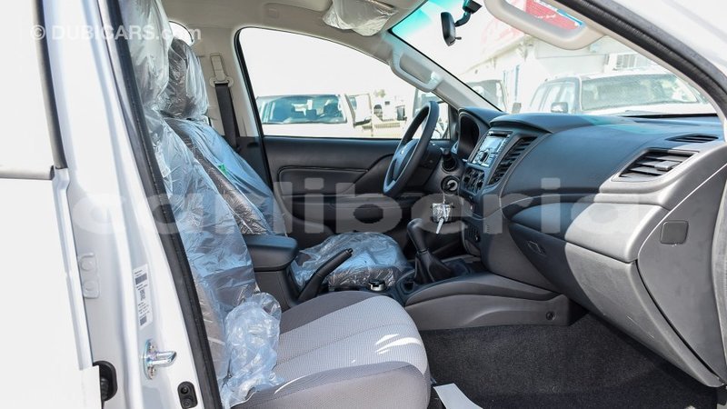 Big with watermark mitsubishi l200 bomi county import dubai 2286