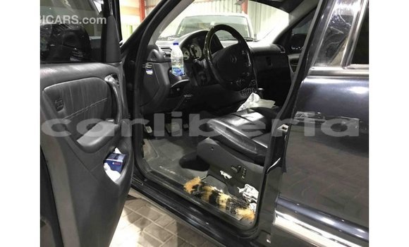 Buy Import Mercedes-Benz 190 (W201) Blue Car in Import - Dubai in Bomi County Buy Import Mercedes-Benz 190 (W201) Blue Car in Import - Dubai in Bomi County