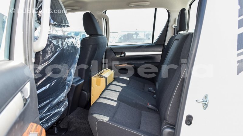 Big with watermark toyota hilux bomi county import dubai 2290