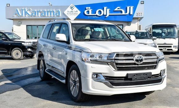 Acheter Import Voiture Toyota Land Cruiser Blanc à Import - Dubai, Comté de Bomi Acheter Import Voiture Toyota Land Cruiser Blanc à Import - Dubai, Comté de Bomi