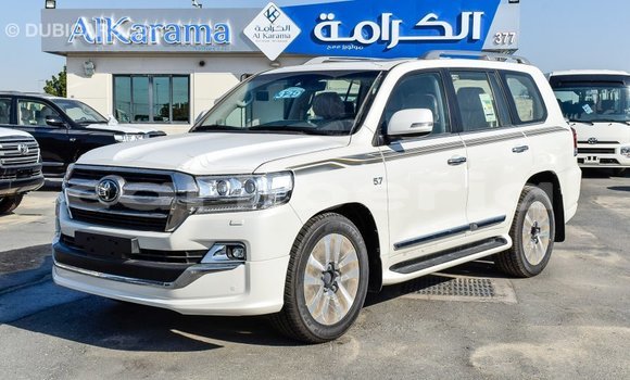 Acheter Import Voiture Toyota Land Cruiser Blanc à Import - Dubai, Comté de Bomi Acheter Import Voiture Toyota Land Cruiser Blanc à Import - Dubai, Comté de Bomi