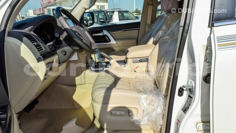 Big with watermark toyota land cruiser bomi county import dubai 2292