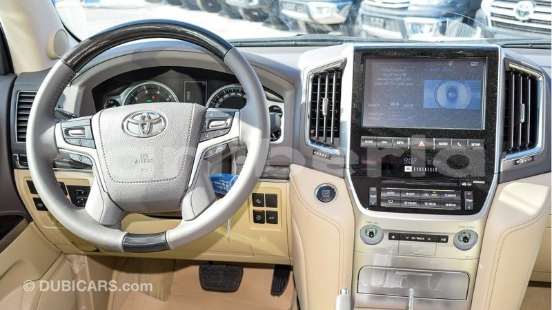 Big with watermark toyota land cruiser bomi county import dubai 2292
