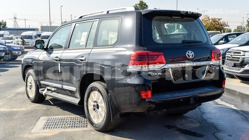 Big with watermark toyota land cruiser bomi county import dubai 2293