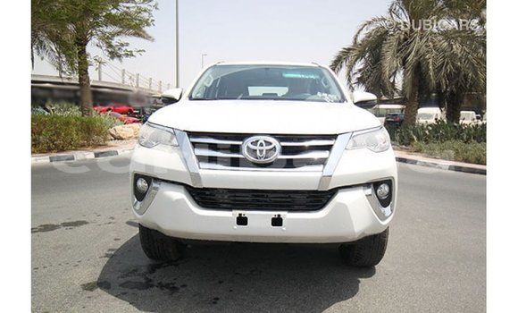 Buy Import Toyota Fortuner White Car in Import - Dubai in Bomi County Buy Import Toyota Fortuner White Car in Import - Dubai in Bomi County