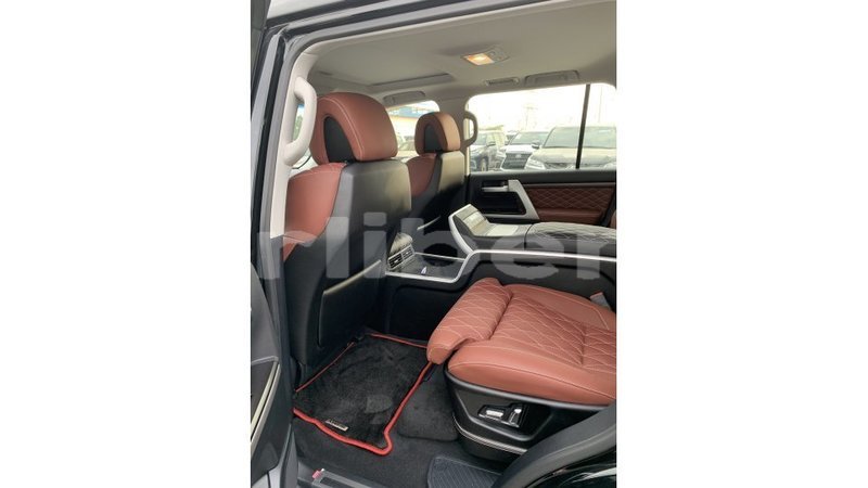 Big with watermark toyota land cruiser bomi county import dubai 2310