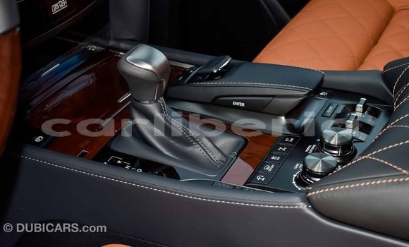 Acheter Import Voiture Lexus LX Noir à Import - Dubai, Comté de Bomi Acheter Import Voiture Lexus LX Noir à Import - Dubai, Comté de Bomi