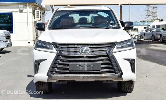 Acheter Import Voiture Lexus LX Blanc à Import - Dubai, Comté de Bomi Acheter Import Voiture Lexus LX Blanc à Import - Dubai, Comté de Bomi