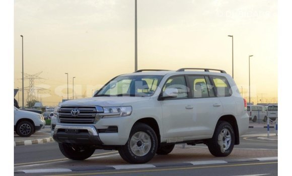 Buy Import Toyota Land Cruiser White Car in Import - Dubai in Bomi County Buy Import Toyota Land Cruiser White Car in Import - Dubai in Bomi County