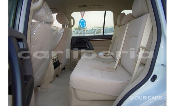 Buy Import Toyota Land Cruiser White Car in Import - Dubai in Bomi County Buy Import Toyota Land Cruiser White Car in Import - Dubai in Bomi County