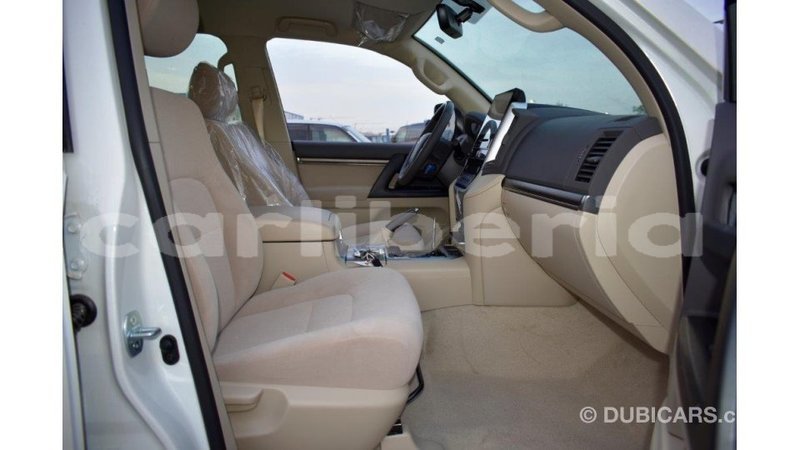 Big with watermark toyota land cruiser bomi county import dubai 2330