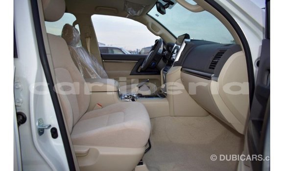 Buy Import Toyota Land Cruiser White Car in Import - Dubai in Bomi County Buy Import Toyota Land Cruiser White Car in Import - Dubai in Bomi County