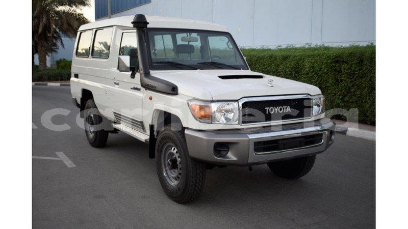 Big with watermark toyota land cruiser bomi county import dubai 2331