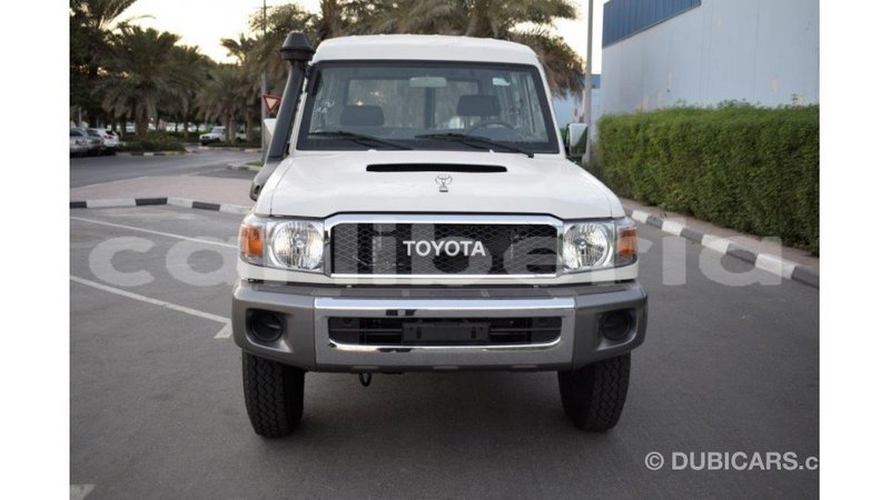 Big with watermark toyota land cruiser bomi county import dubai 2331