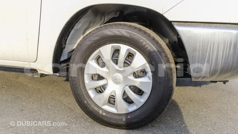 Big with watermark toyota hilux bomi county import dubai 2335