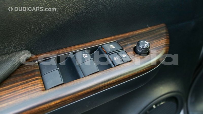 Big with watermark toyota hilux bomi county import dubai 2336