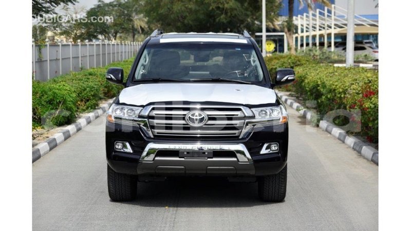 Big with watermark toyota land cruiser bomi county import dubai 2339