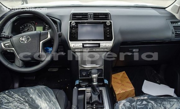 Acheter Import Voiture Toyota Prado Noir à Import - Dubai, Comté de Bomi Acheter Import Voiture Toyota Prado Noir à Import - Dubai, Comté de Bomi