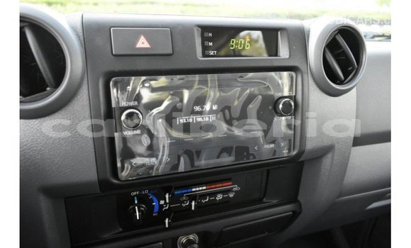 Buy Import Toyota Land Cruiser White Car in Import - Dubai in Bomi County Buy Import Toyota Land Cruiser White Car in Import - Dubai in Bomi County
