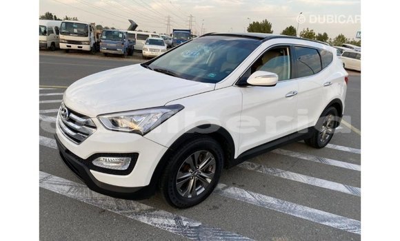Buy Import Hyundai Santa Fe White Car in Import - Dubai in Bomi County Buy Import Hyundai Santa Fe White Car in Import - Dubai in Bomi County