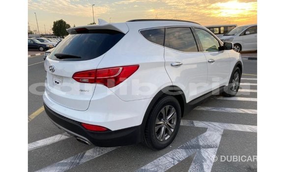 Buy Import Hyundai Santa Fe White Car in Import - Dubai in Bomi County Buy Import Hyundai Santa Fe White Car in Import - Dubai in Bomi County