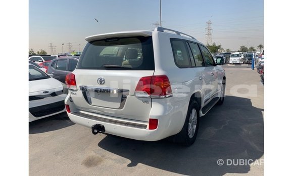 Buy Import Toyota Land Cruiser White Car in Import - Dubai in Bomi County Buy Import Toyota Land Cruiser White Car in Import - Dubai in Bomi County