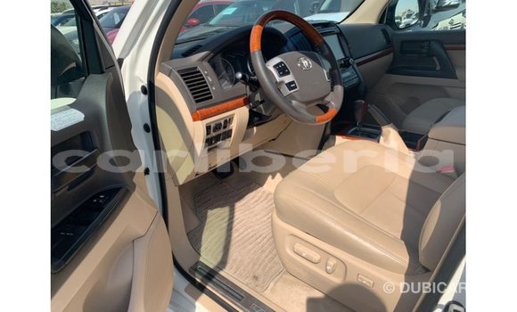 Buy Import Toyota Land Cruiser White Car in Import - Dubai in Bomi County Buy Import Toyota Land Cruiser White Car in Import - Dubai in Bomi County