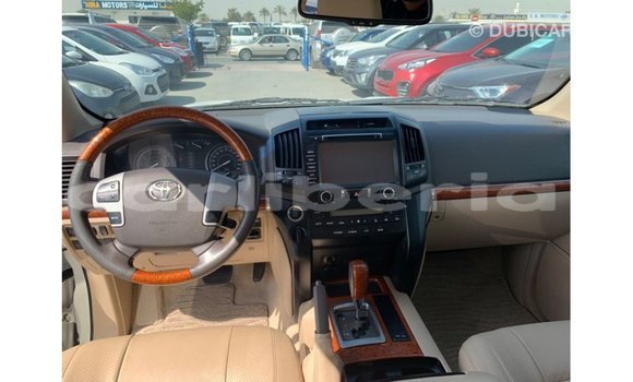 Buy Import Toyota Land Cruiser White Car in Import - Dubai in Bomi County Buy Import Toyota Land Cruiser White Car in Import - Dubai in Bomi County