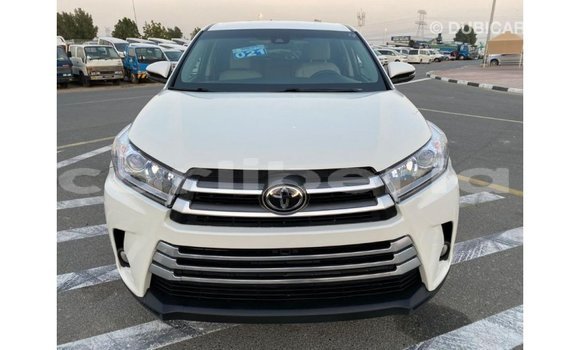Buy Import Toyota Highlander White Car in Import - Dubai in Bomi County Buy Import Toyota Highlander White Car in Import - Dubai in Bomi County