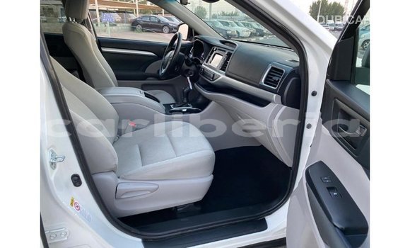 Buy Import Toyota Highlander White Car in Import - Dubai in Bomi County Buy Import Toyota Highlander White Car in Import - Dubai in Bomi County