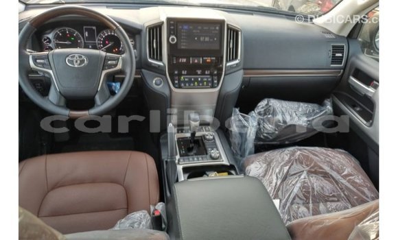 Buy Import Toyota Land Cruiser White Car in Import - Dubai in Bomi County Buy Import Toyota Land Cruiser White Car in Import - Dubai in Bomi County