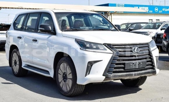 Acheter Import Voiture Lexus LX Blanc à Import - Dubai, Comté de Bomi Acheter Import Voiture Lexus LX Blanc à Import - Dubai, Comté de Bomi