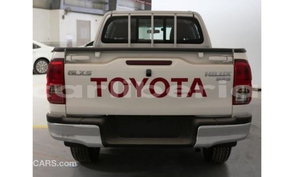 Acheter Import Voiture Toyota Hilux Blanc à Import - Dubai, Comté de Bomi Acheter Import Voiture Toyota Hilux Blanc à Import - Dubai, Comté de Bomi